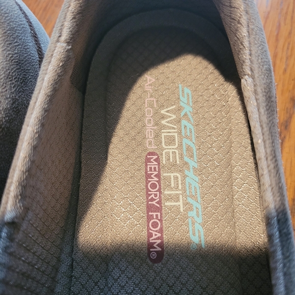 Skechers Gray Women's Shoes - Picture 6 of 6